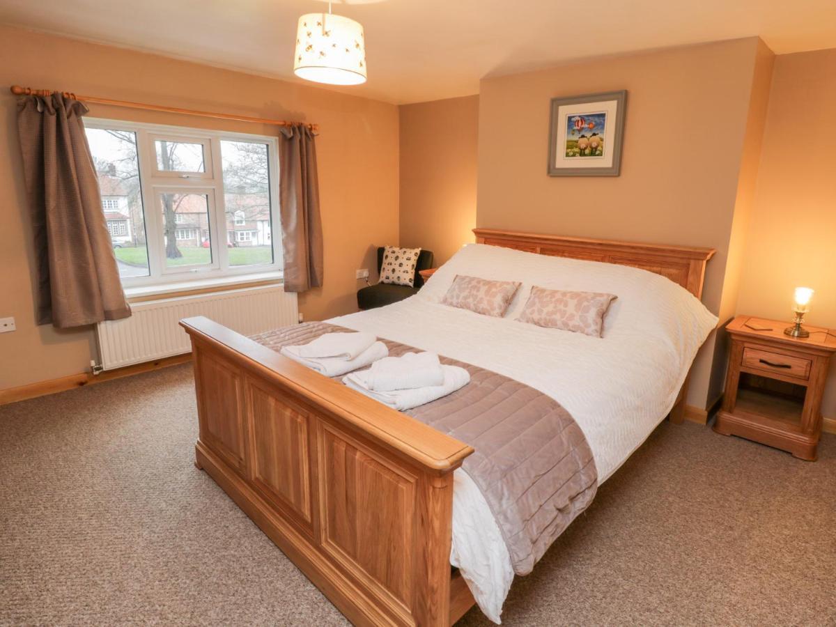 Barnaby Cottage Yarm Eksteriør billede